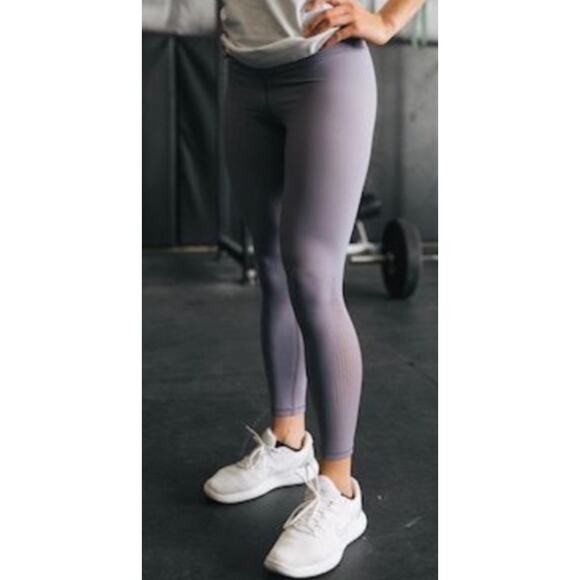 Zyia Flame Light & Tight High-Rise Leggings In Plum Size XS Active Gym Yoga - Picture 9 of 10